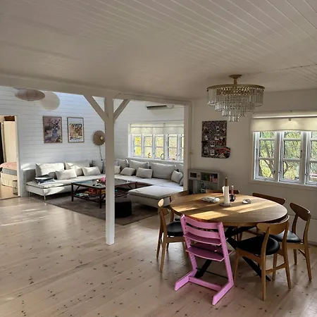 Summer House Near בית נופש *