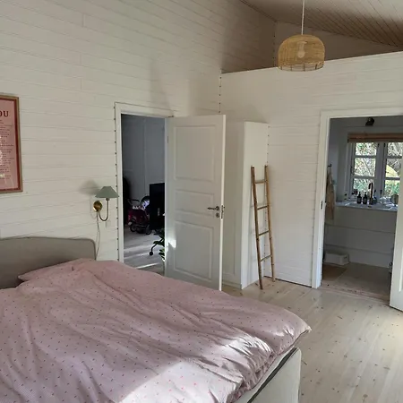 Summer House Near בית נופש *
