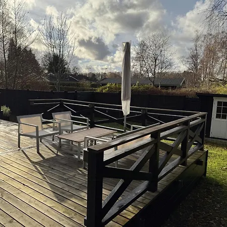 בית נופש Summer House Near Dronningmølle